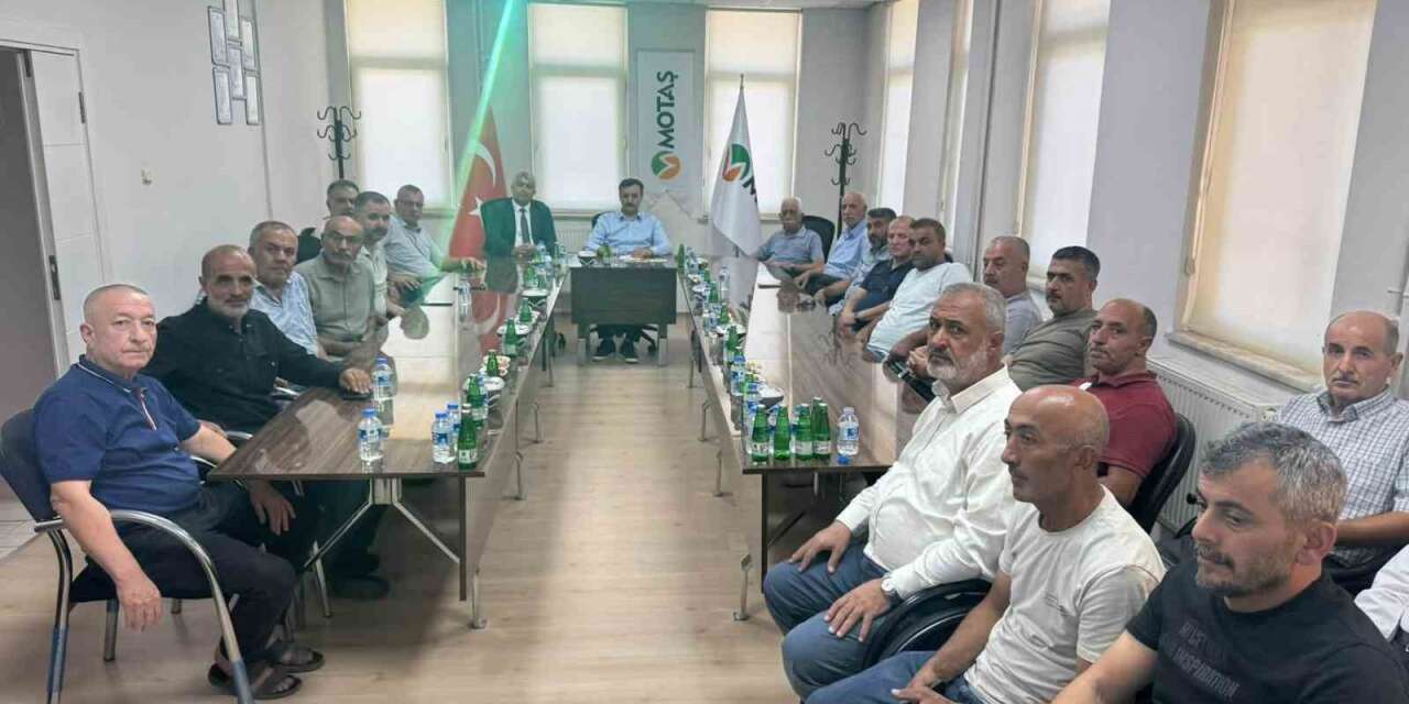 Minibüsçü esnafıyla ulaşım düzenlemeleri görüşüldü