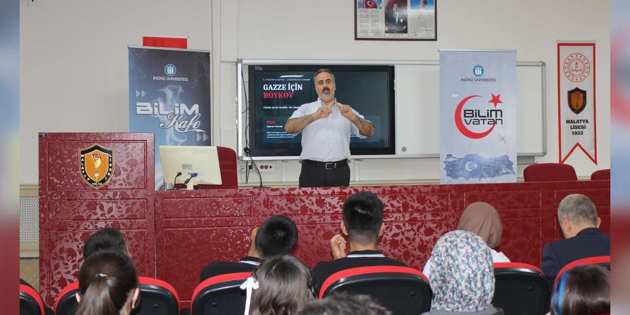 Bilim Kafe’de öğrencilere Gazze’deki eğitim mücadelesi anlatıldı