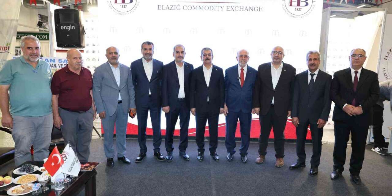Elazığ Ticaret Borsası standına fuarda yoğun ilgi