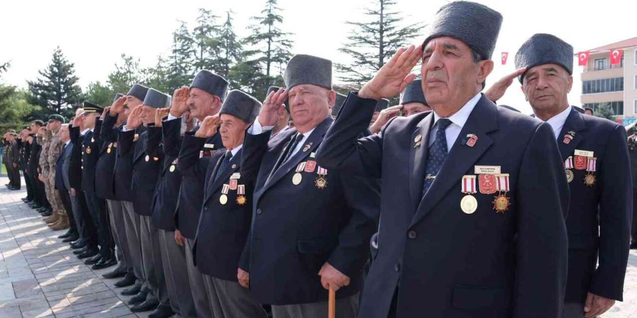 Erzincan’da 19 Eylül Gaziler Günü için tören düzenlendi