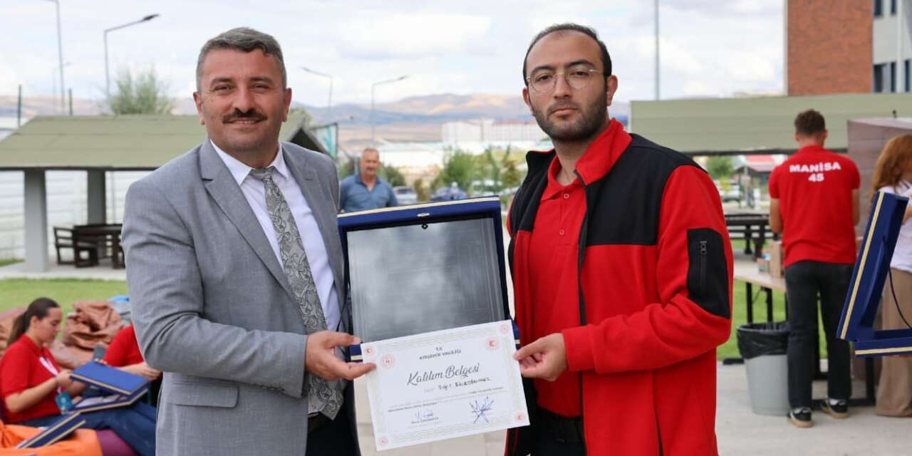 Erzurum’u hukuk fakültesi öğrencisi Yiğit Bilirdönmez temsil etti