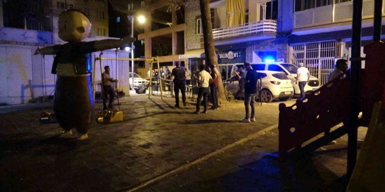 Husumetlilerin tartışması kanlı bitti: 1 yaralı