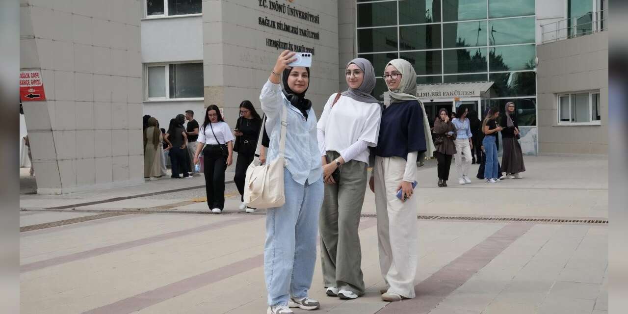 İnönü Üniversitesinde yeni dönem heyecanı başladı