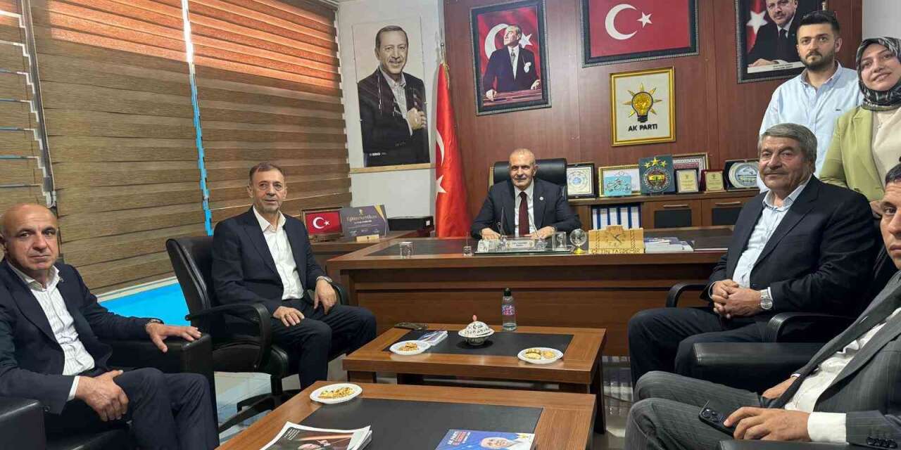 Milletvekili Kayatürk Patnos’ta esnaf ve vatandaşlarla bir araya geldi
