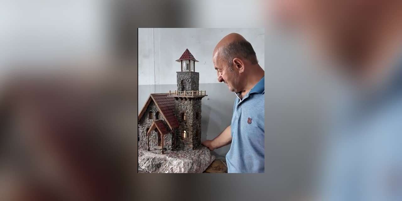 Erzincanlı emekli usta doğadan topladığı taşlarla minyatür evler yapıyor