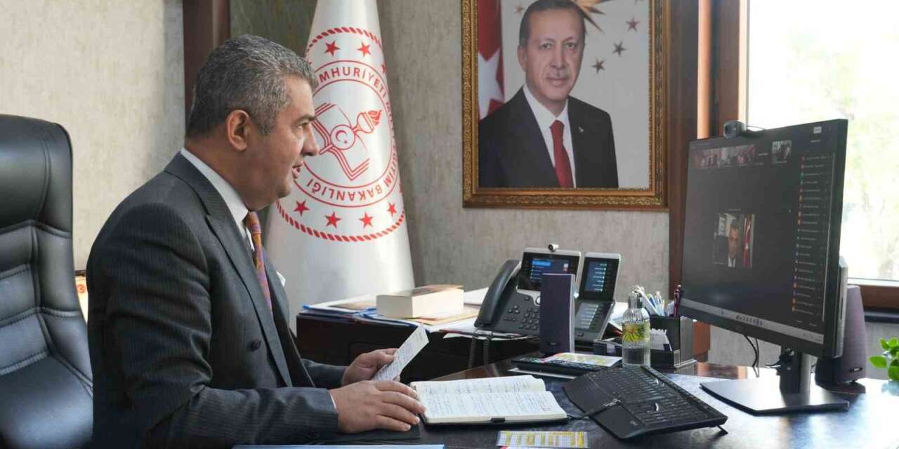 Eğitimde dijital zirve