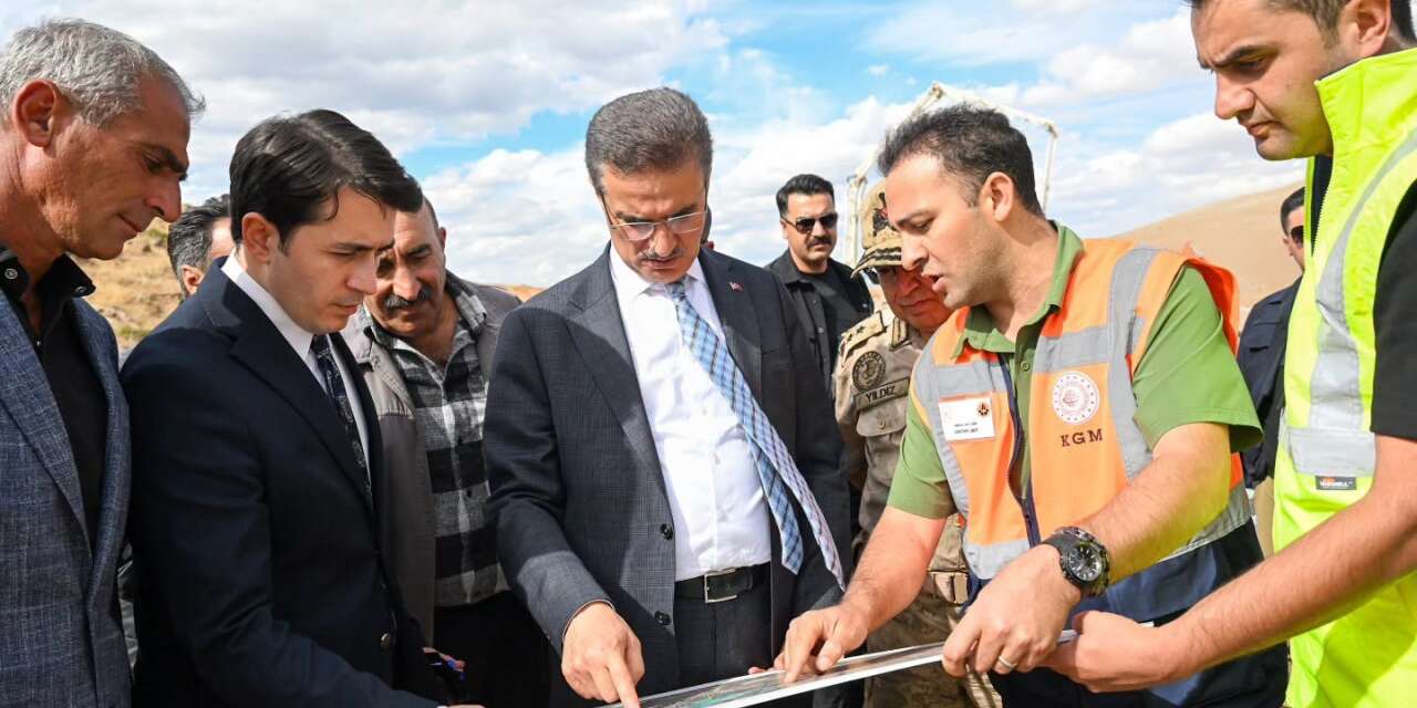 Hınıs-Tekman alternatif yol çalışmaları sürüyor