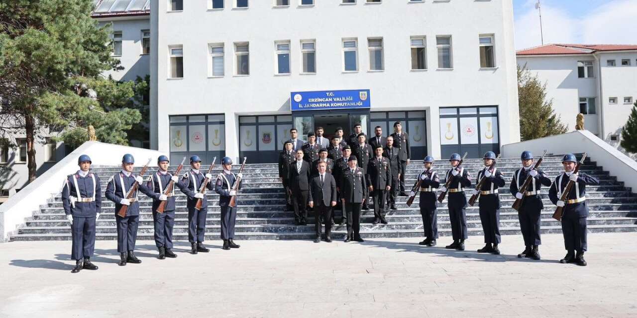 Vali Aydoğdu’dan İl Jandarma Komutanı Altundarak’a iade-i ziyaret