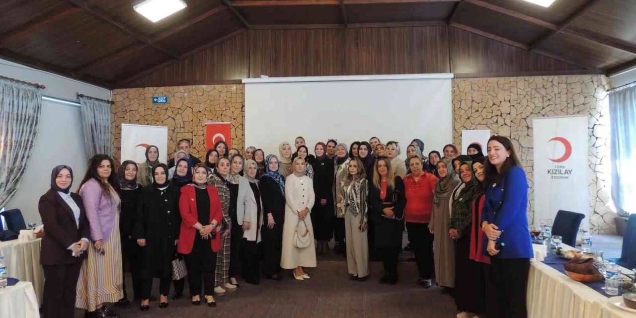 Kızılay Kadın Erzurum’dan Palandöken’de birlik ve istişare buluşması