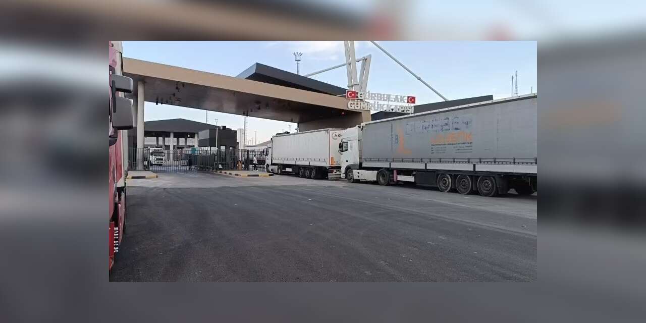 Gürbulak Gümrük Kapısı’nda tır kuyruğu oluştu