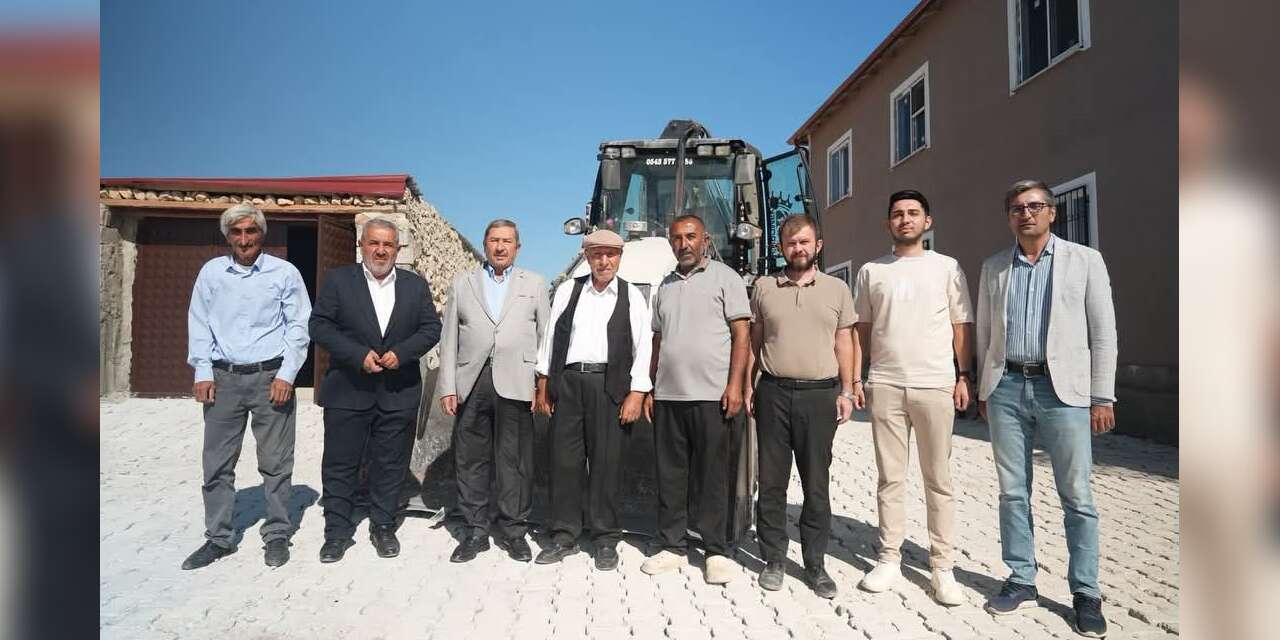 Darende’de Gönlüce Mezrası’na kilit parke
