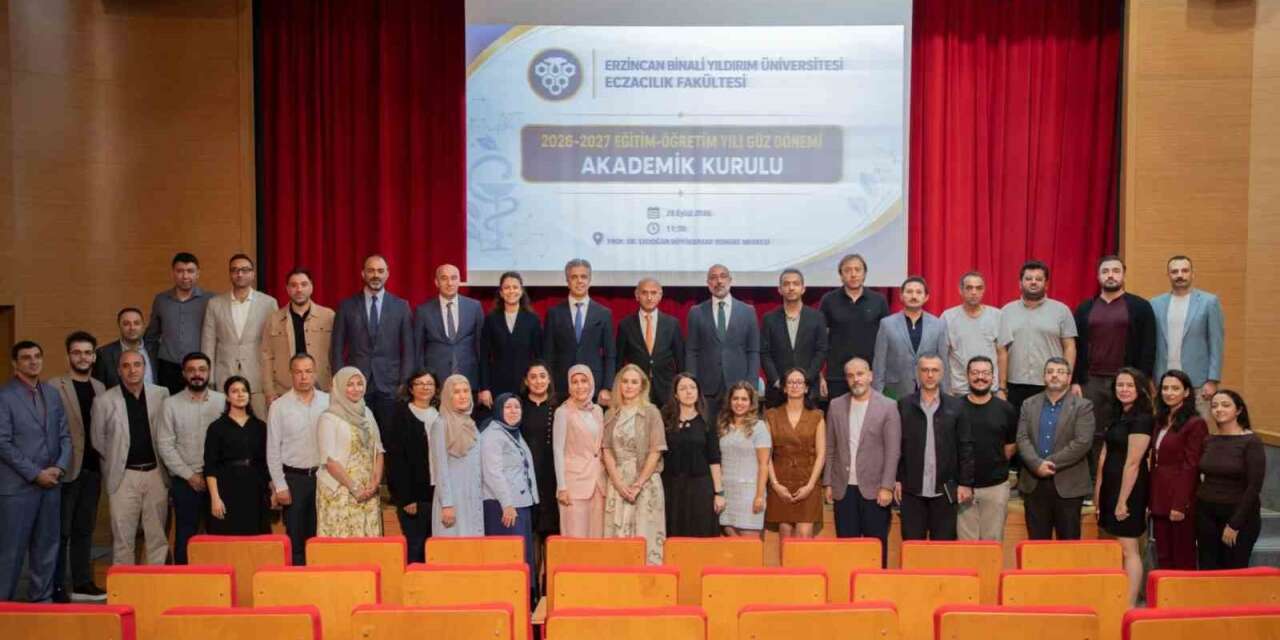 Eczacılık Fakültesinde akademik kurul toplantısı yapıldı