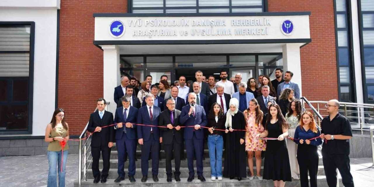 Van YYÜ PDR Merkezinin binası törenle açıldı