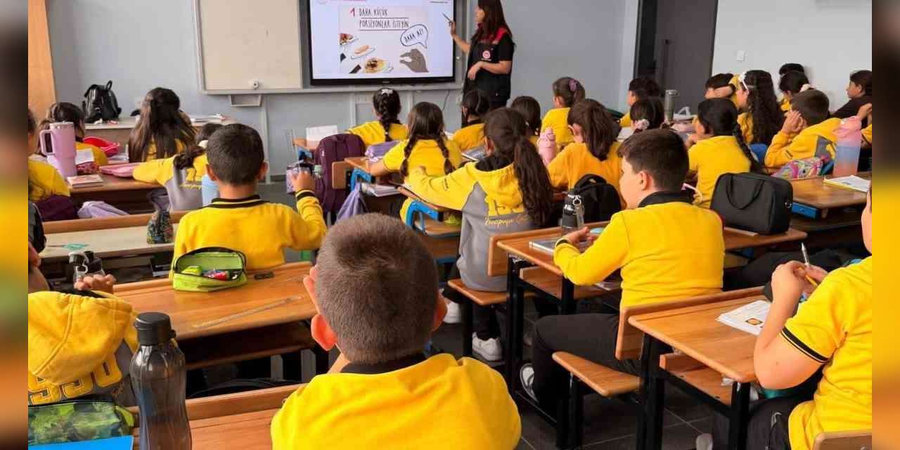 Kars’ta öğrenciler gıda israfına karşı bilinçlendirildi