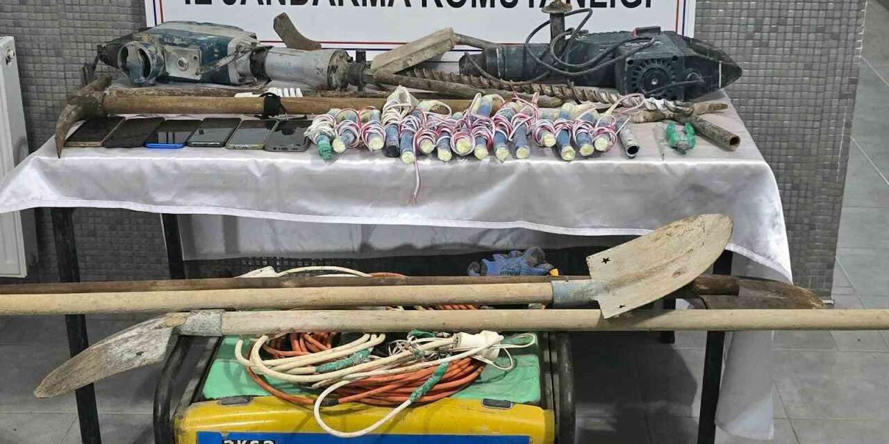 Malatya’da kaçak kazı yapan 6 şüpheli suçüstü yakalandı