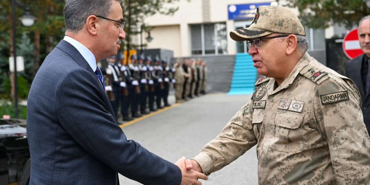 Vali Baruş’tan Tümgeneral Cengiz Yıldız’a ziyaret