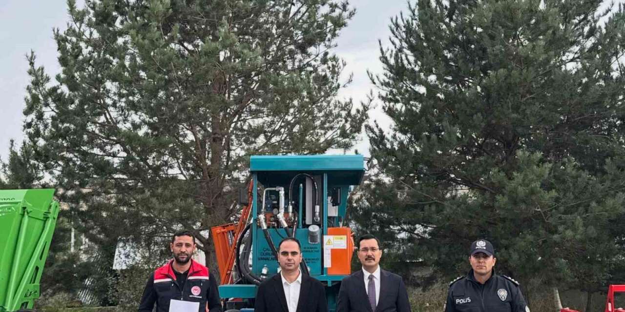 Akyaka’da tarımsal üretime makine desteği