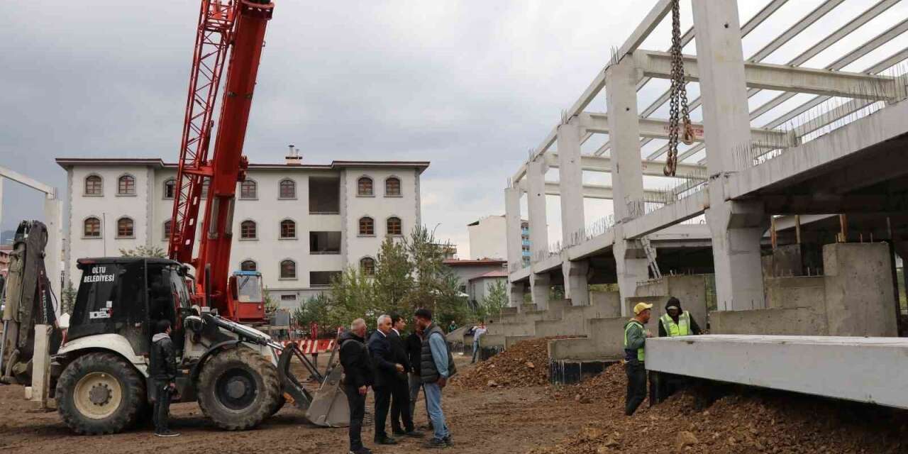 Oltu’ya 500 kişilik modern spor salonu kazandırılıyor