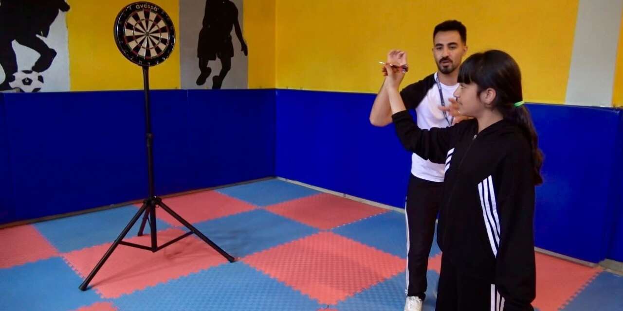 Ağrı’da 171 okula 22 bin 200 spor malzemesi ulaştırıldı