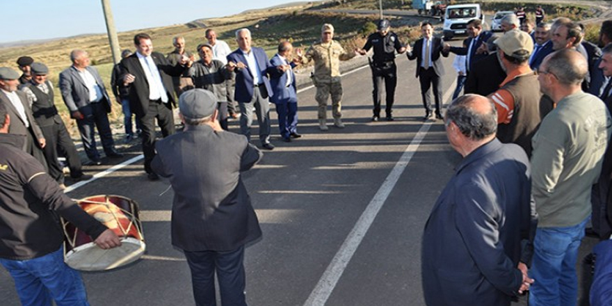 Davullu zurnalı yol açılışı