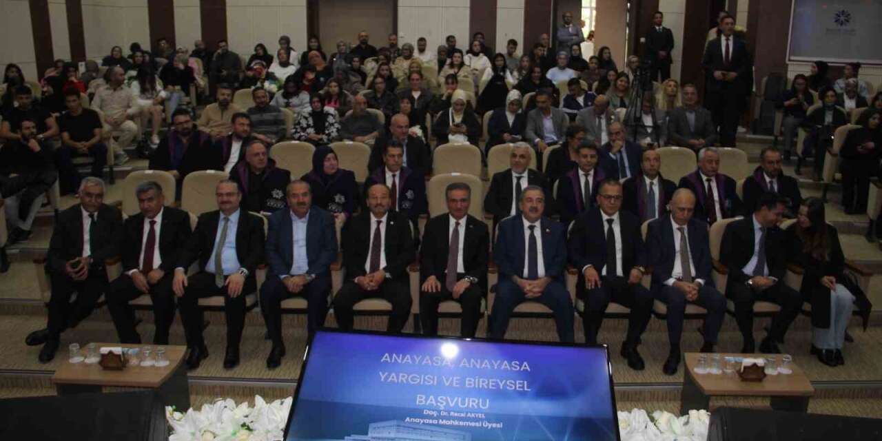 ETÜ’de yeni akademik yıl törenle başladı