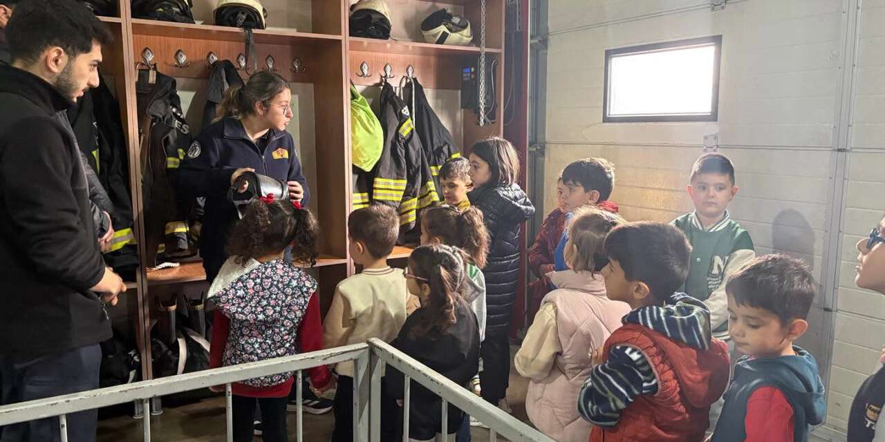 Erzincan’da öğrencilere itfaiye eğitimi