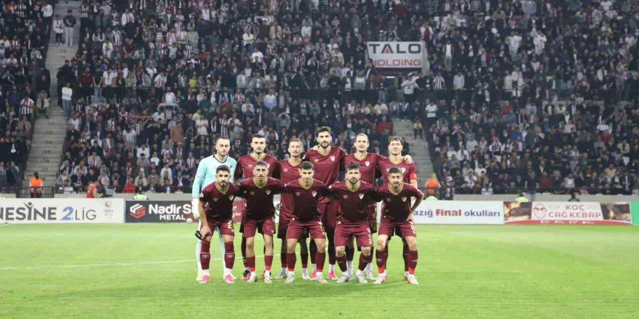 Elazığspor, Arnavutköy Belediyespor karşısında