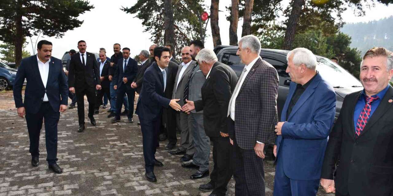 Sarıkamış Kaymakamı Aslantatar, muhtarlarla bir araya geldi