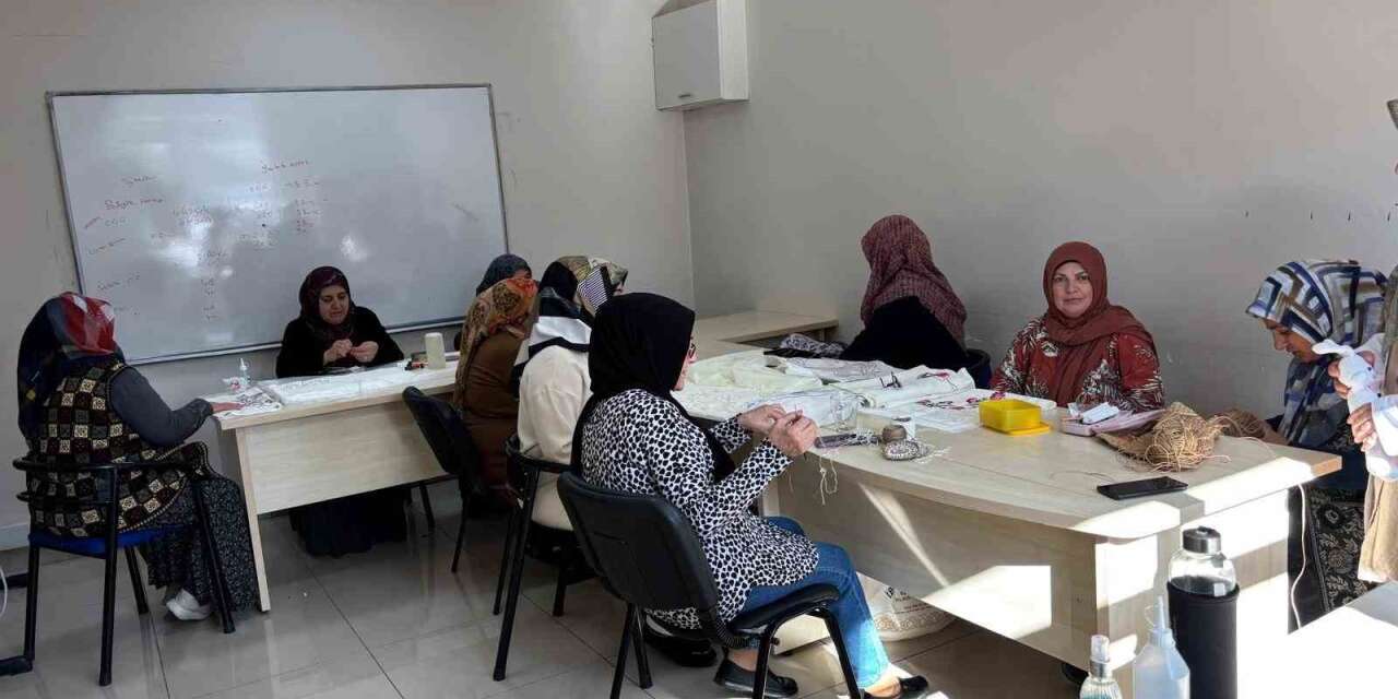 Tercan Halk Eğitim Merkezi’nde 112 kursiyer eğitim alıyor