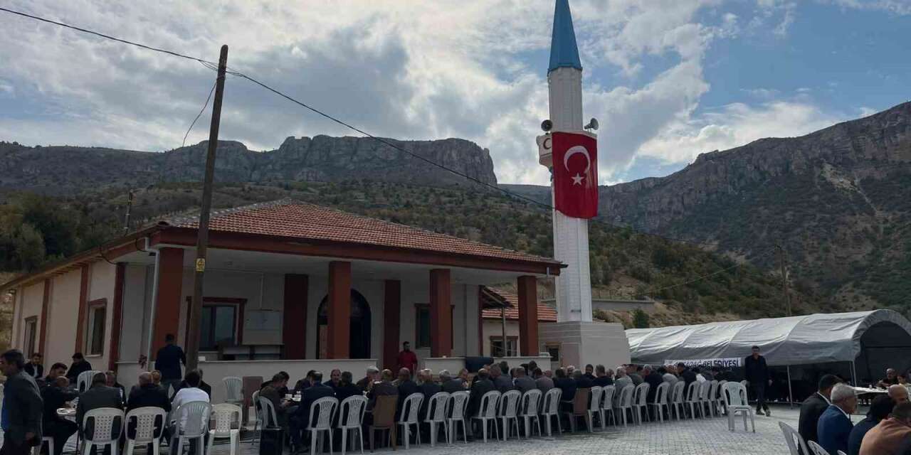 Akçadağ’da Keklikpınarı Camisi ibadete açıldı