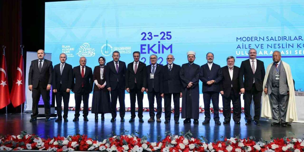 Aile ve neslin geleceği Erzurum’da konuşuldu
