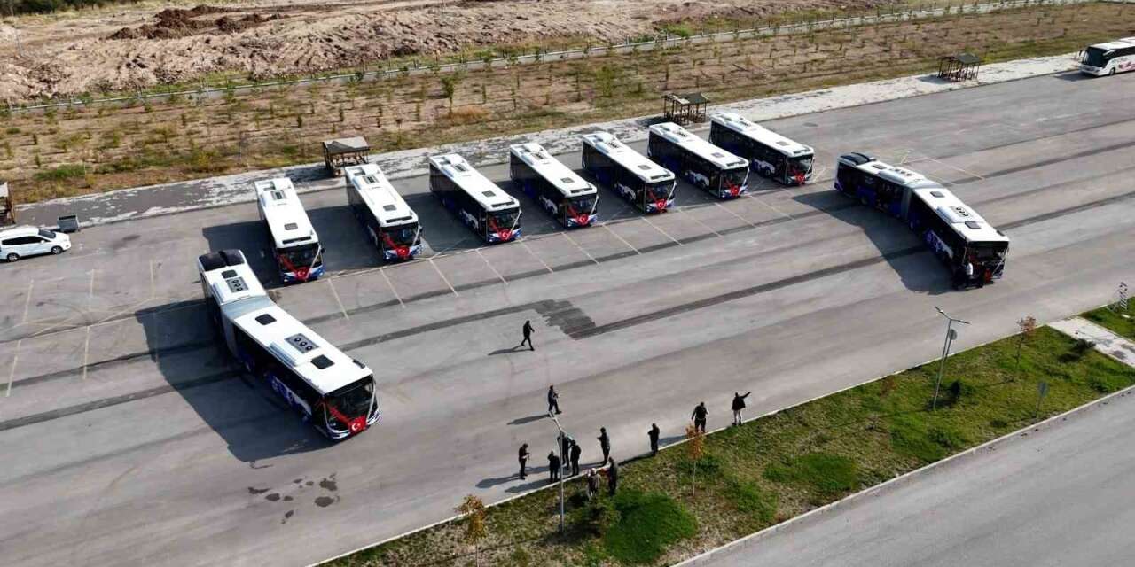 Elazığ Belediyesi araç filosunu güçlendirdi