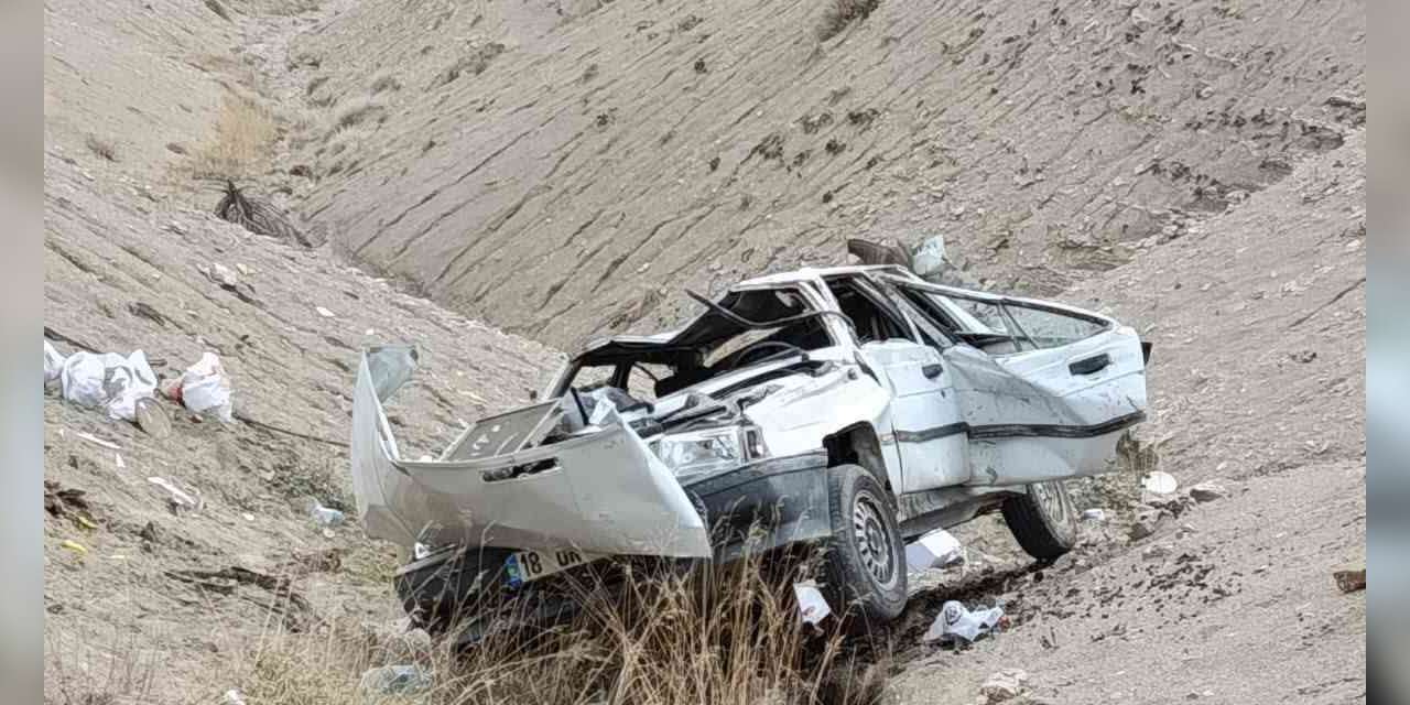 Elazığ’da otomobil uçurumdan yuvarlandı: 1 ölü, 1 yaralı