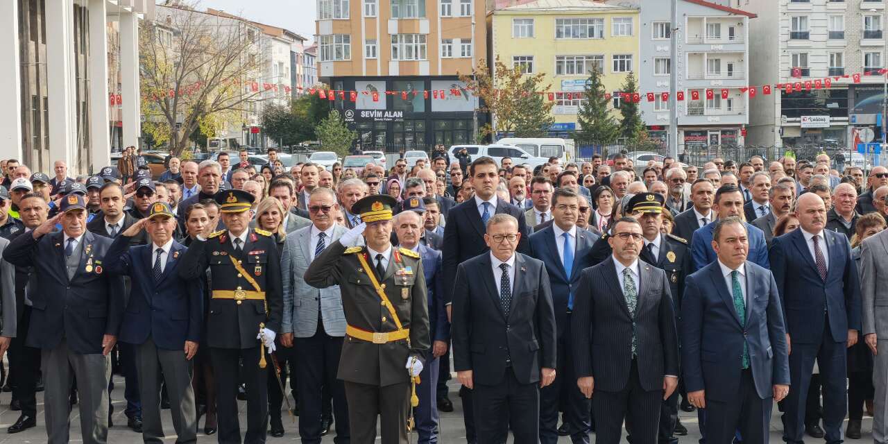 Kars’ı Cumhuriyetin 103. yıl coşkusu sardı