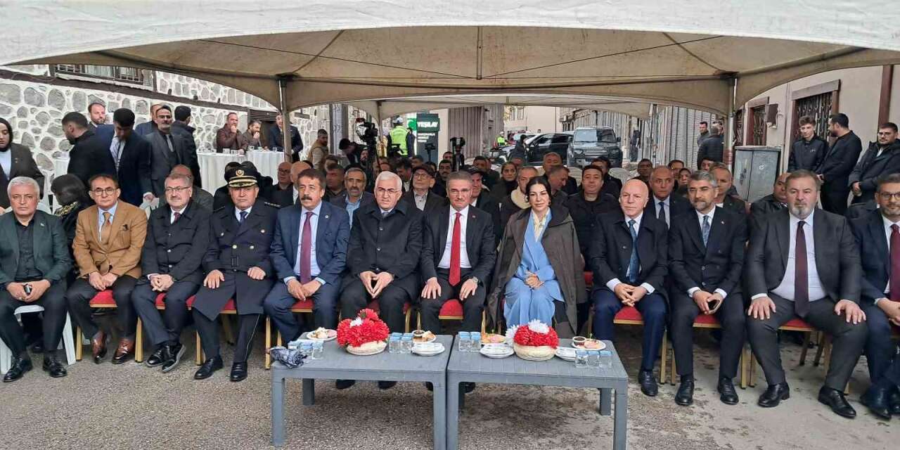 Liman Ayık Yaşam Derneği Erzurum Şubesi hizmete açıldı
