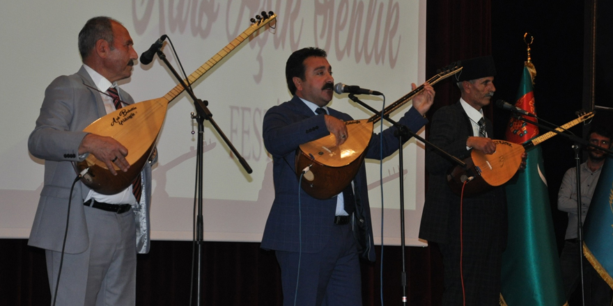 Kars Aşık Şenlik Festivali renkli görüntülere sahne oldu