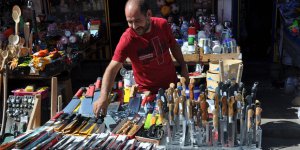 Kars'ta bıçaklar görücüye çıktı