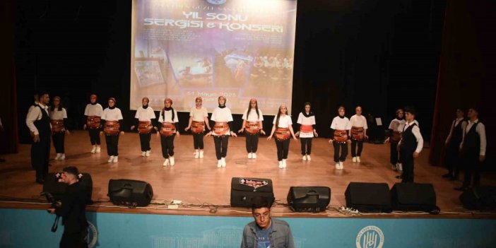 Ziya Eren Güzel Sanatlar Lisesinde yılsonu etkinliği