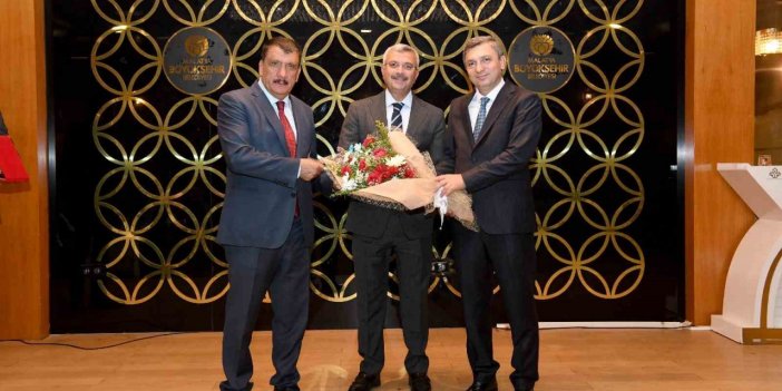 Büyükşehir Belediyesi Genel Sekreteri Noğay’a veda programı düzenlendi