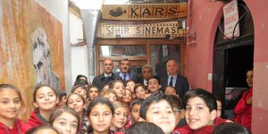 Kars’ta binlerce öğrenci sinemayla buluşuyor