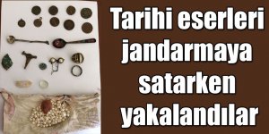 Tarihi eserleri jandarmaya satarken yakalandılar