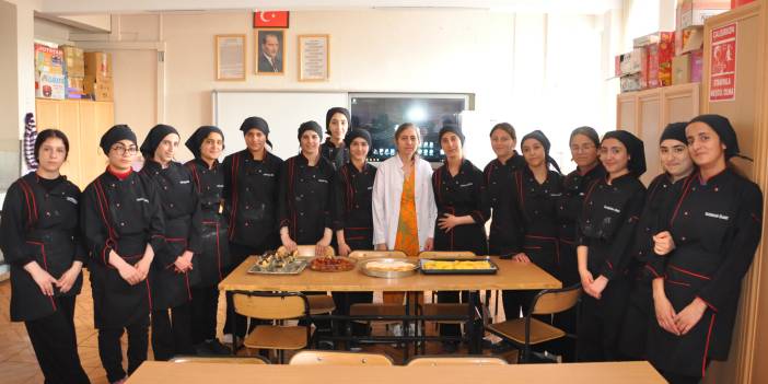 Kars’ta Meslek Lisesi öğrencileri geleceğe hazırlanıyor