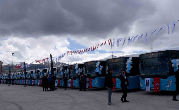 Erzurum Büyükşehir Belediyesi filosuna 120 yeni araç kattı