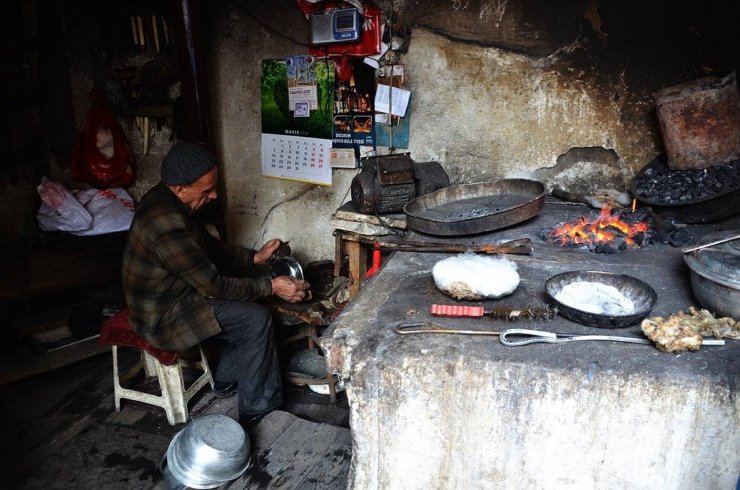 Yok olmaya yüz tutan bir meslek: Kalaycılık