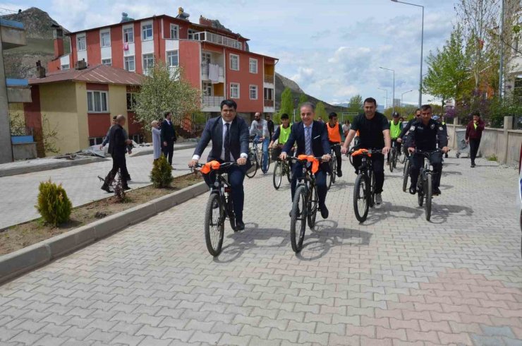 Sağlık için pedal çevirdiler