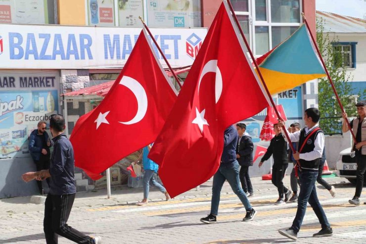 Çaldıran’da 19 Mayıs coşkusu