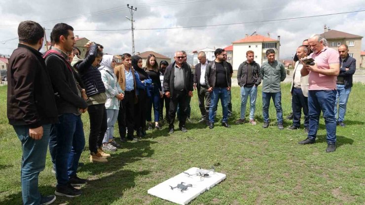 Yüksekova’da zirai mücadelede dron dönemi