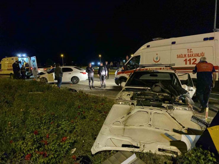 Erzincan’da trafik kazası: 7 yaralı