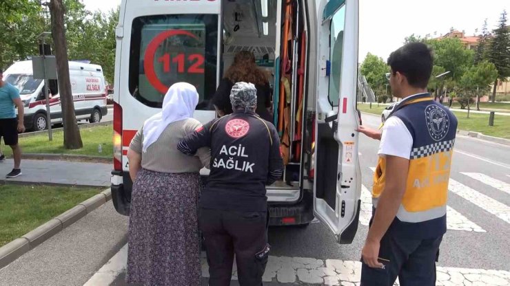 Elazığ’da otomobilin çarptığı çocuk yaralandı