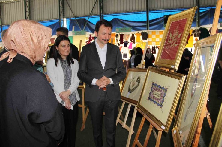 Solhan’da el emeği göz nuru ürünler sergilendi